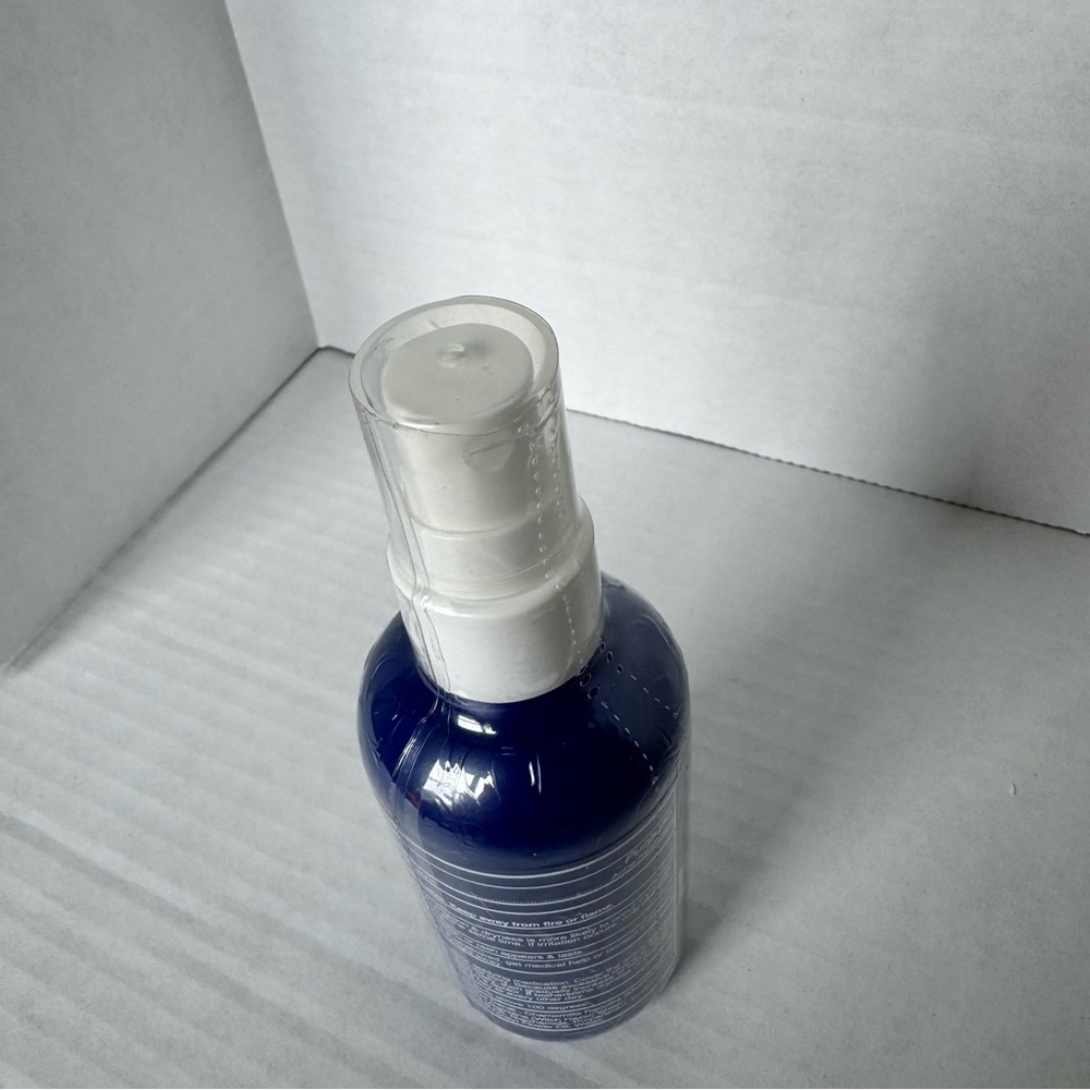 New Megababe Chest-o Presto Clarifying Body Acne Mist 3.8 oz Salicylic Acid - Picture 5 of 16